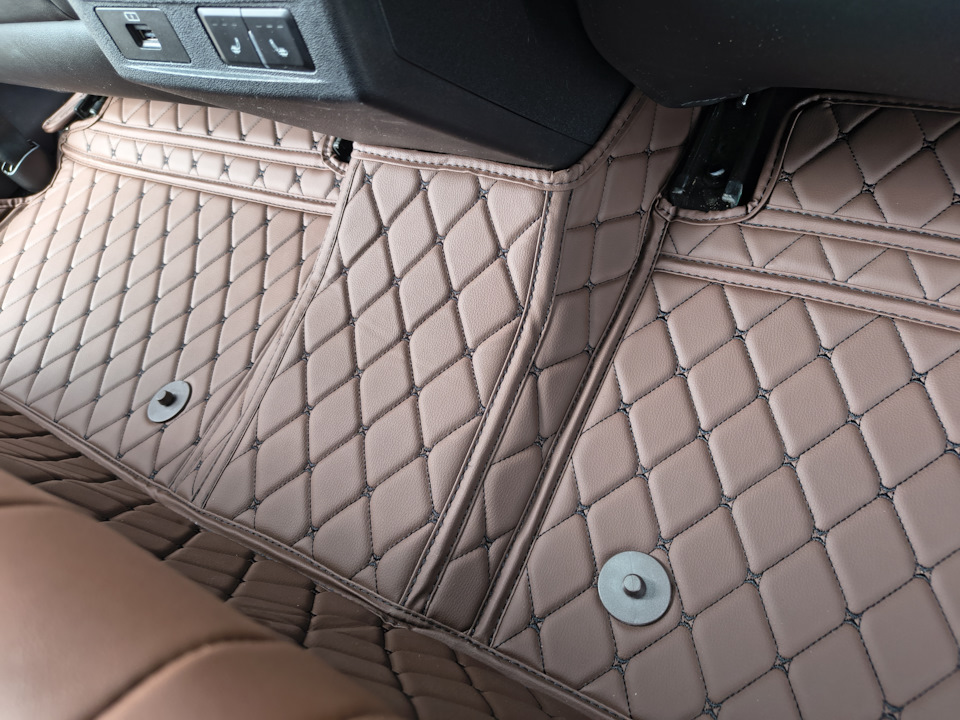3D Коврики из экокожи (Omoda C5). Установка. — Omoda C5 (1G)