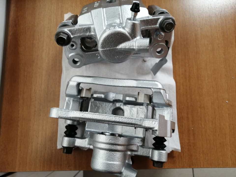 Собранные суппорта… — Mitsubishi Pajero Sport (3G)