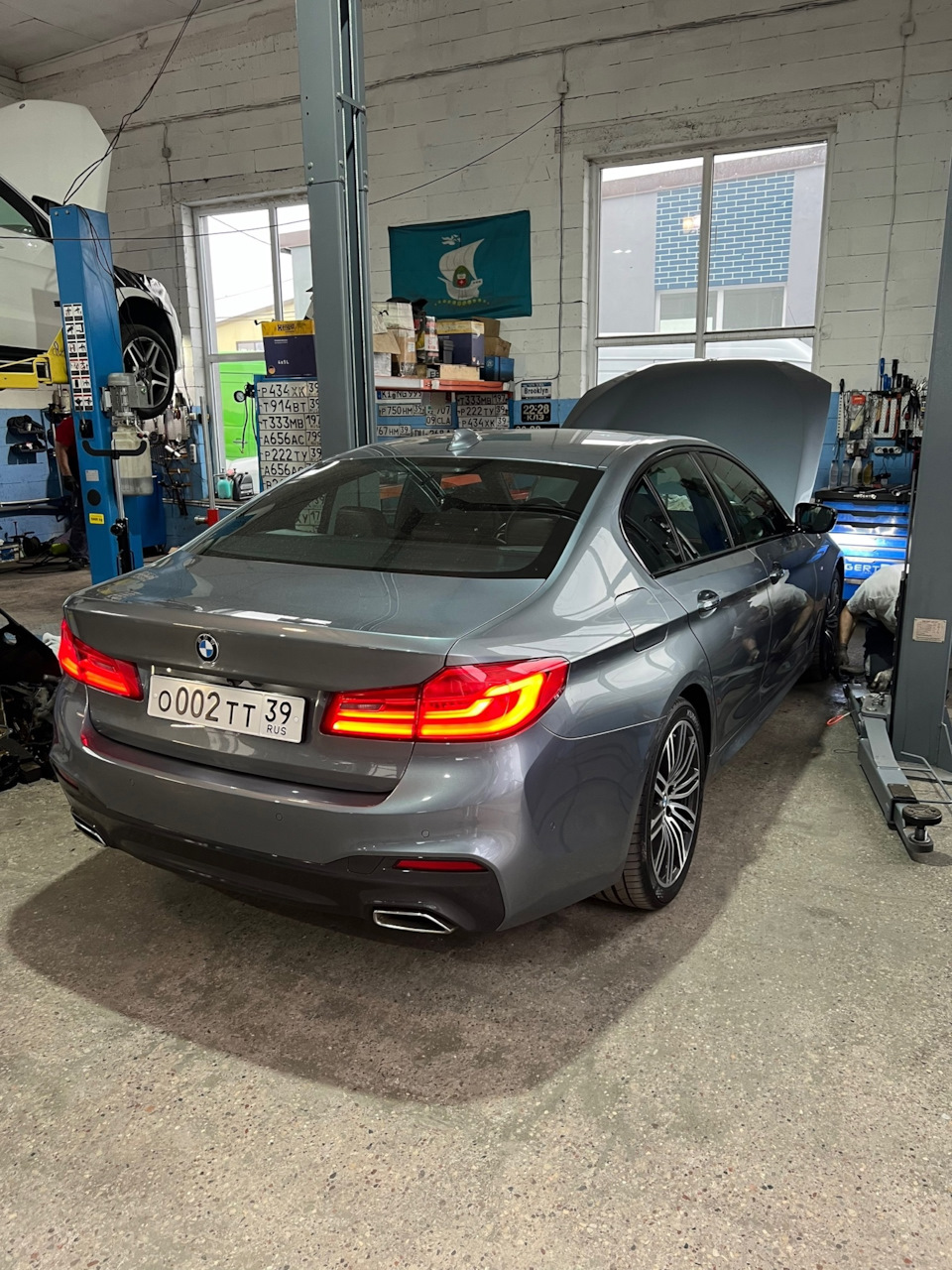 Photo from the logbook BMW 5 series (G30)