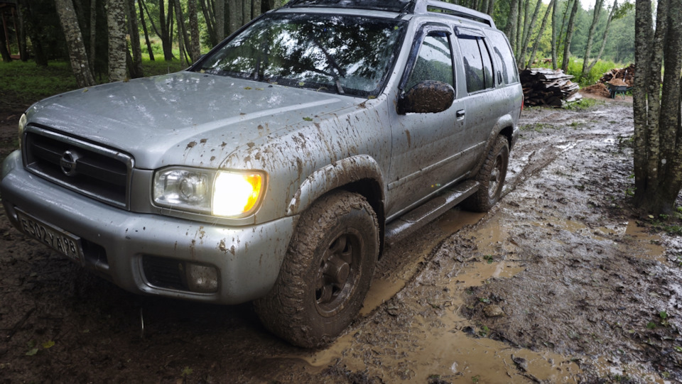 Photo from the logbook Nissan Pathfinder (2G)
