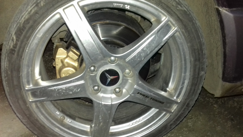 Фото в бортжурнале Mercedes-Benz 190 (W201)