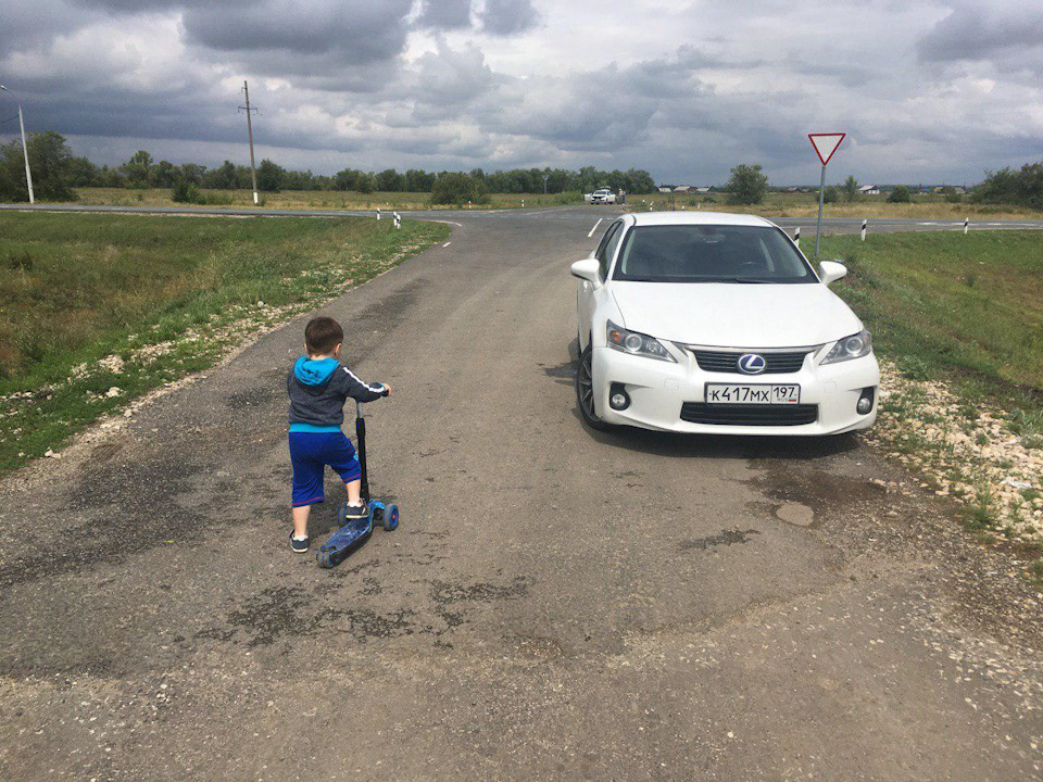 Фото в бортжурнале Lexus CT 200h