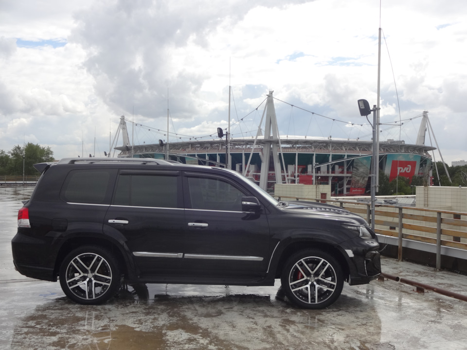 Фото в бортжурнале Lexus LX (URJ200/URJ201)