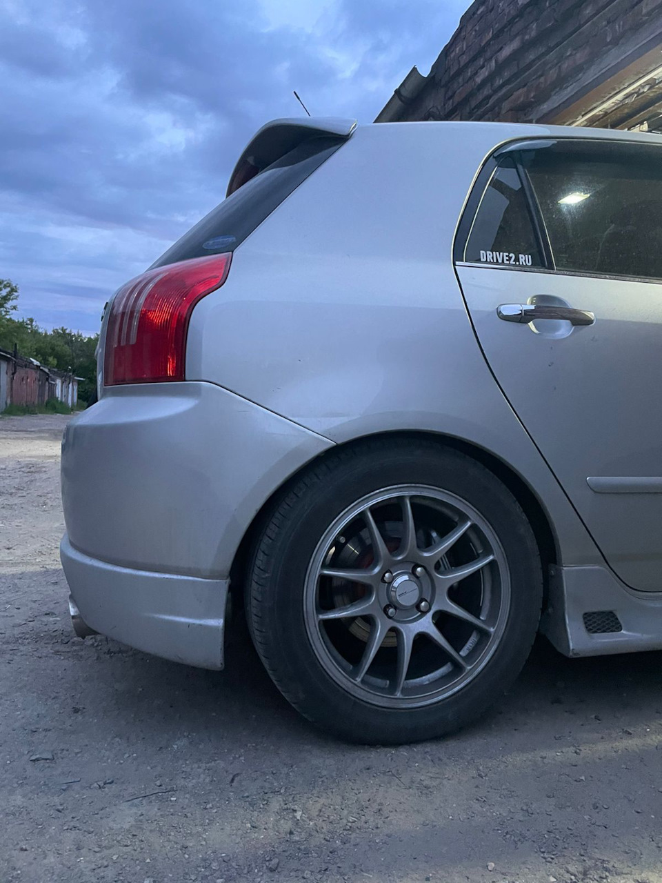 Вай как лежит — Toyota Allex