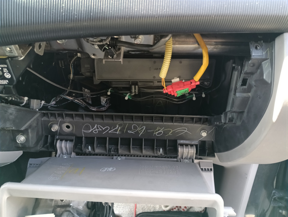 Фото в бортжурнале Mitsubishi L200 (4G). Запчасти на фото: PS2229