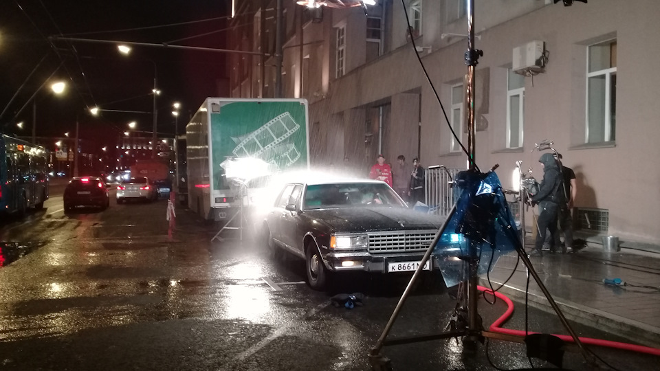 Фото в бортжурнале Chevrolet Caprice (3G). Запчасти на фото: B6611