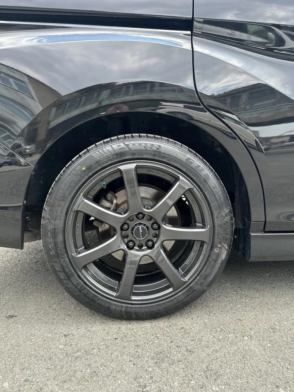 Тапков пост Work Emotion XT7 — Honda Stepwgn (5G) бензин, 1,5 л