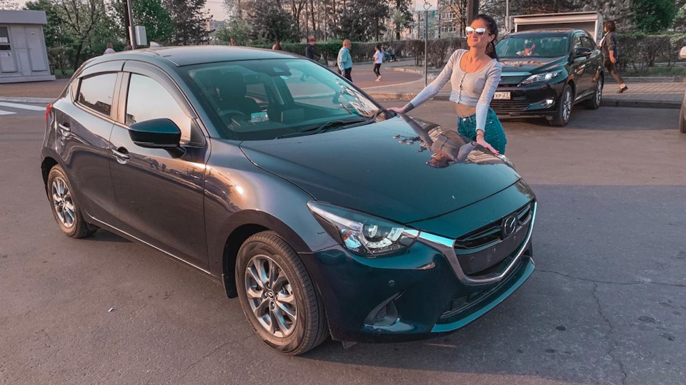 Mazda Demio 13s touring