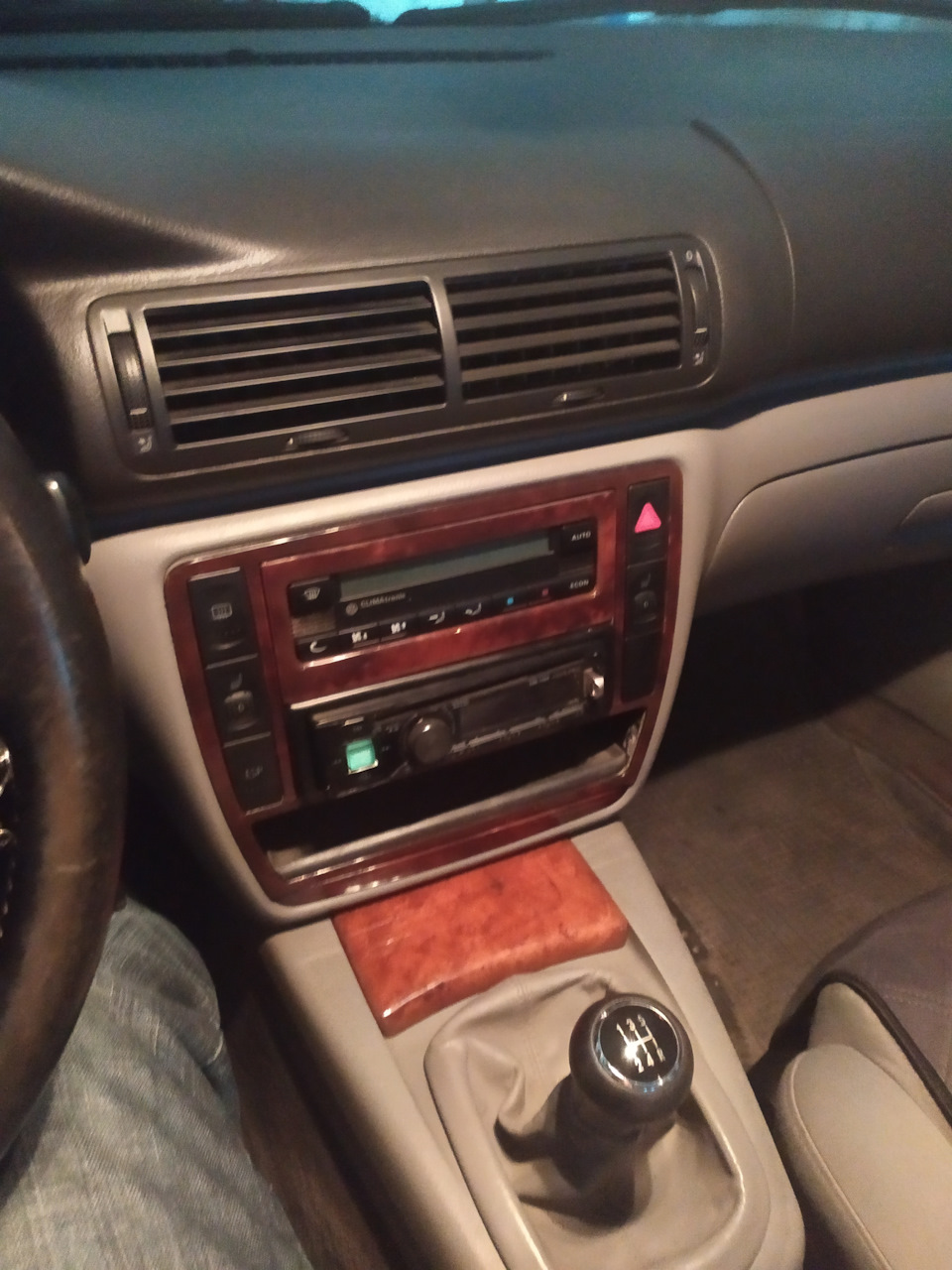 Фото в бортжурнале Volkswagen Passat Variant (B5)