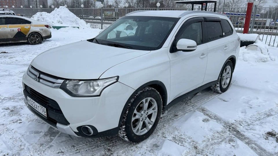 Mitsubishi Outlander