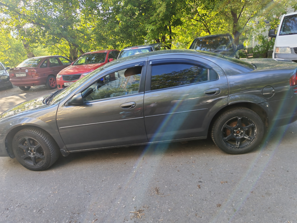 Какие стояли и протиле мне все — Dodge Stratus (2G)