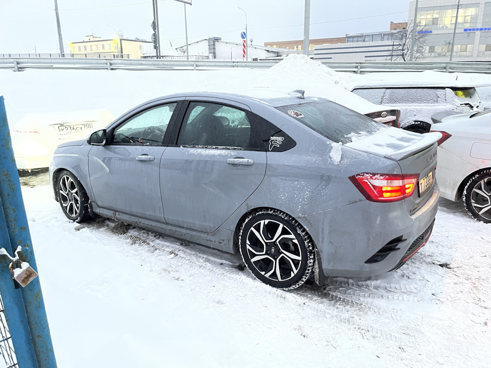 Тайфун на технорессорах — Lada Vesta Sport (1G)