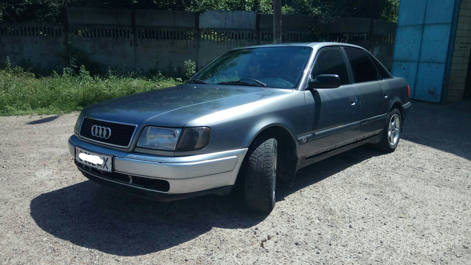 Audi 100 "Сотка-Бегемотка"