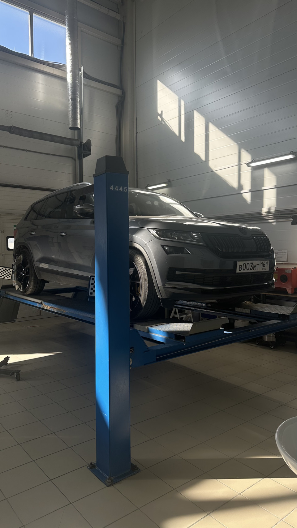 И сход развал — Skoda Kodiaq (1G)