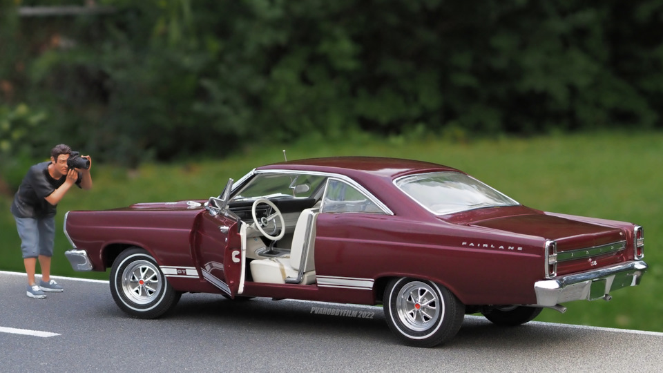 Ford Fairlane GT, 1967 (1/18 GMP #G1801104 LE (1/1000) 2005