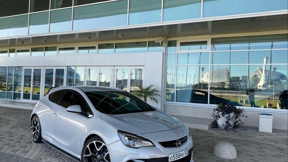 Opel Astra OPC Gryntovka OPC