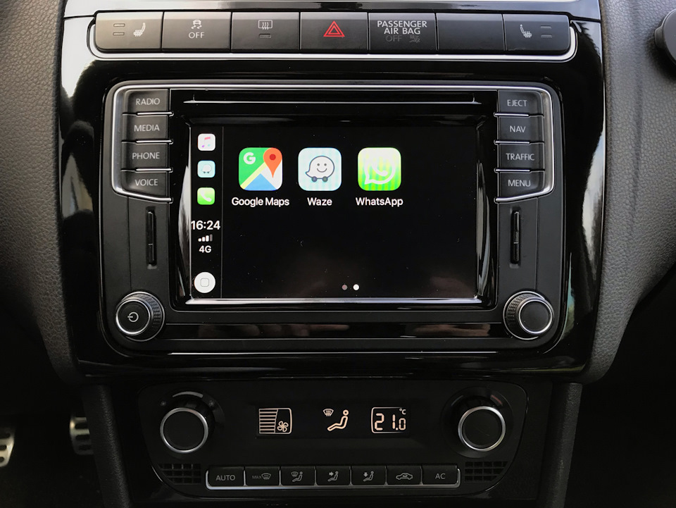 Есть Waze — Volkswagen CrossPolo Mk5