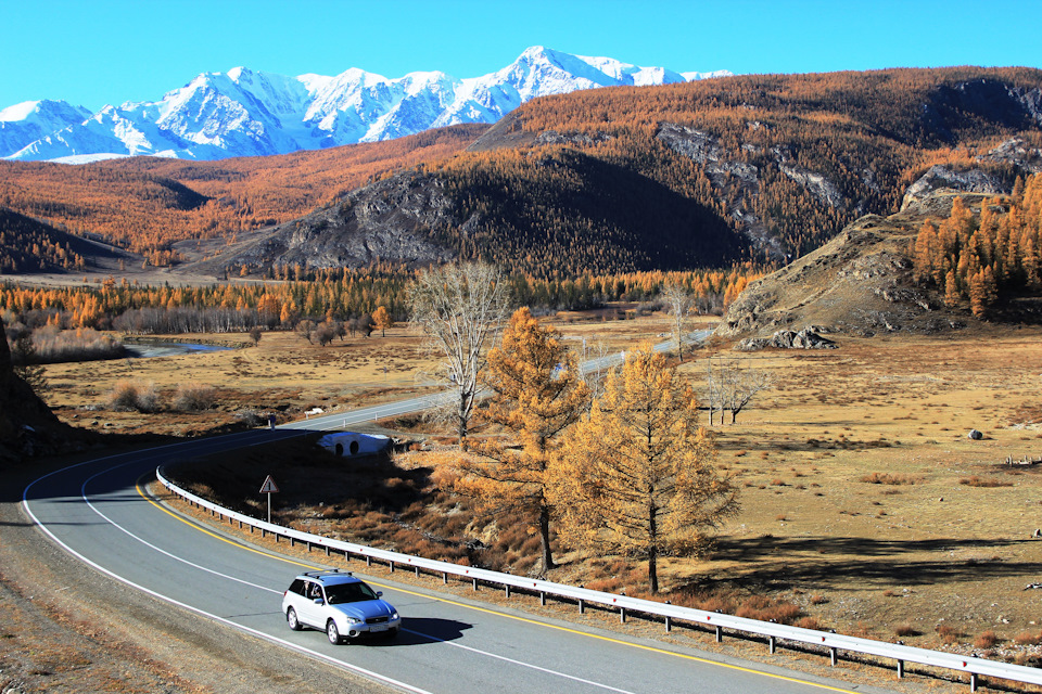 Но главная цель — это Северо-чуйский горный хребет за селом Акташ — Subaru Outback (BP)