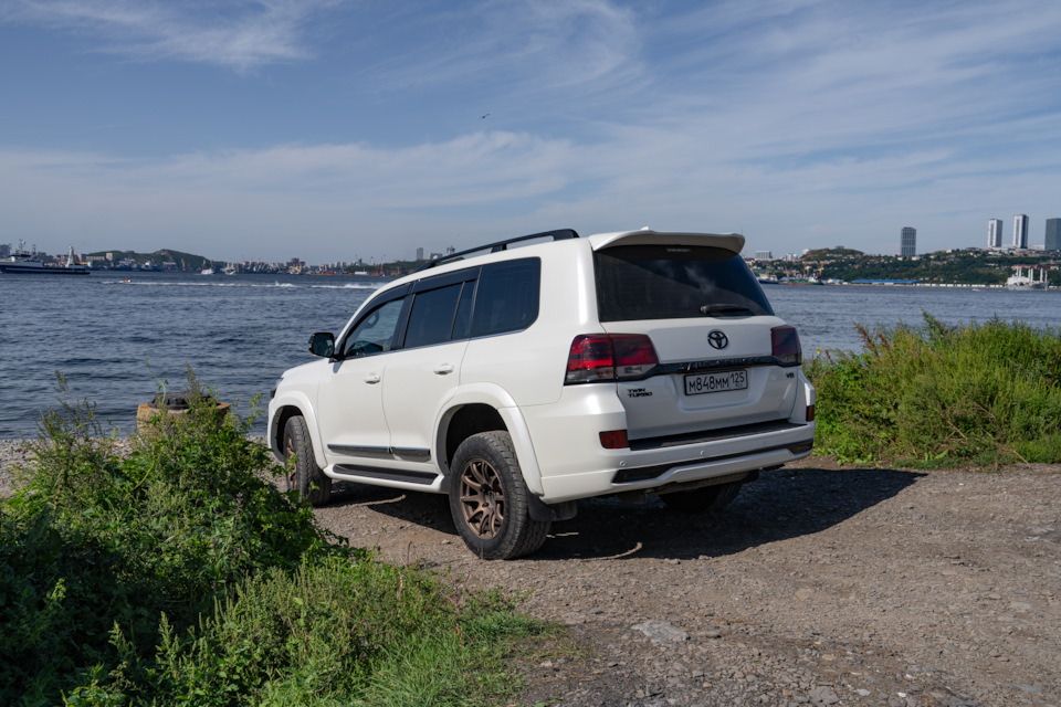 Фото в бортжурнале Toyota Land Cruiser 200