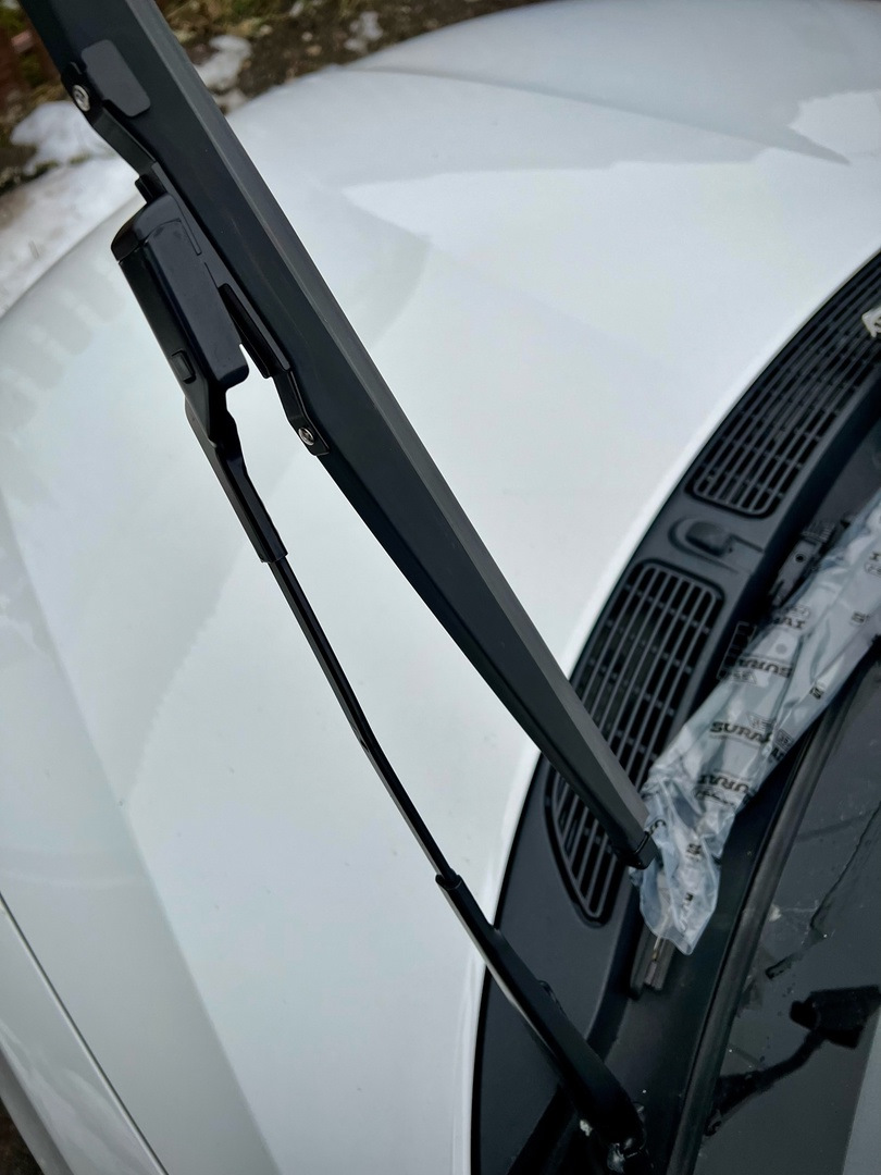 ход у щётки приличный в обе стороны — Skoda Fabia Mk2