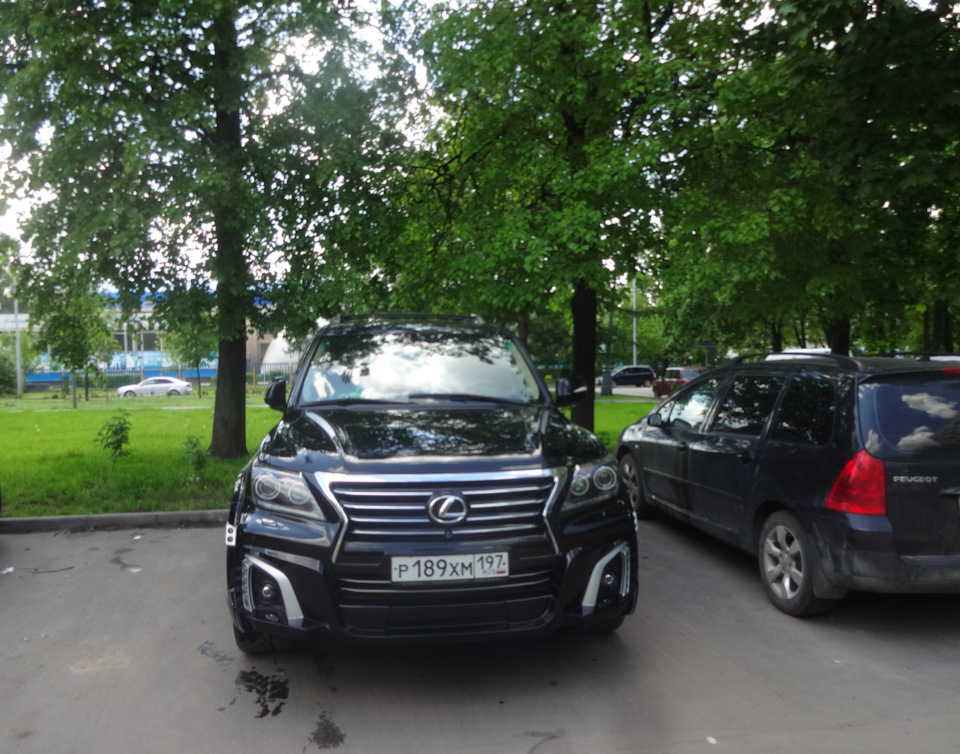 Фото в бортжурнале Lexus LX (URJ200/URJ201)
