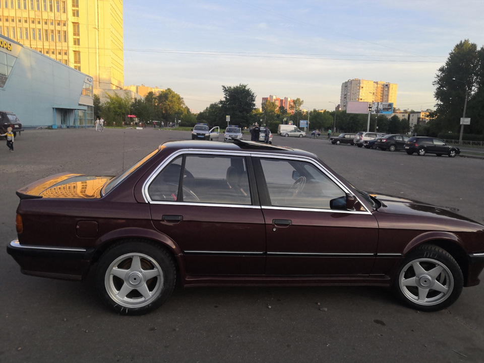 Фото в бортжурнале BMW 3 series (E30)