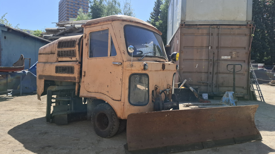 ТУМ-975 Тротуароуборщик Миньон