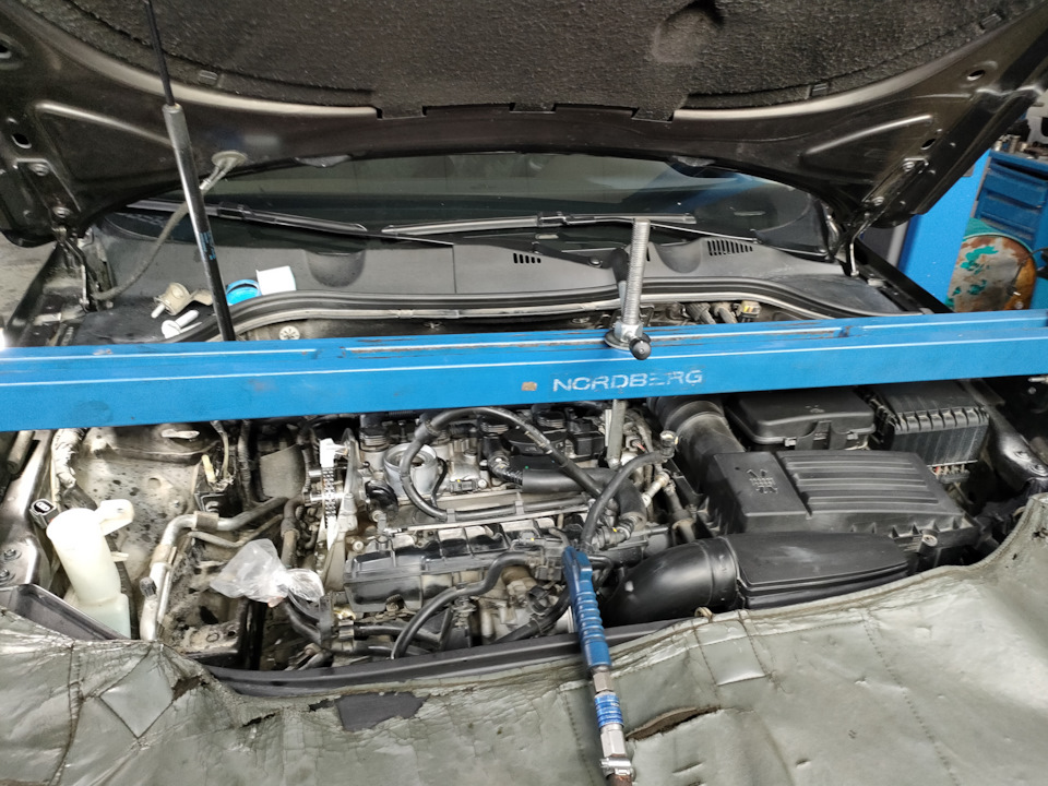 Вывесили двигатель — Volkswagen Passat B7