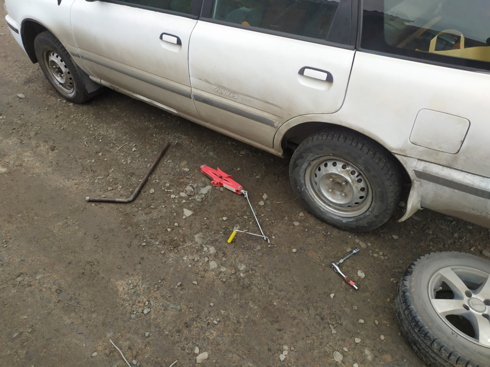 Фото в бортжурнале Nissan Wingroad (Y10)