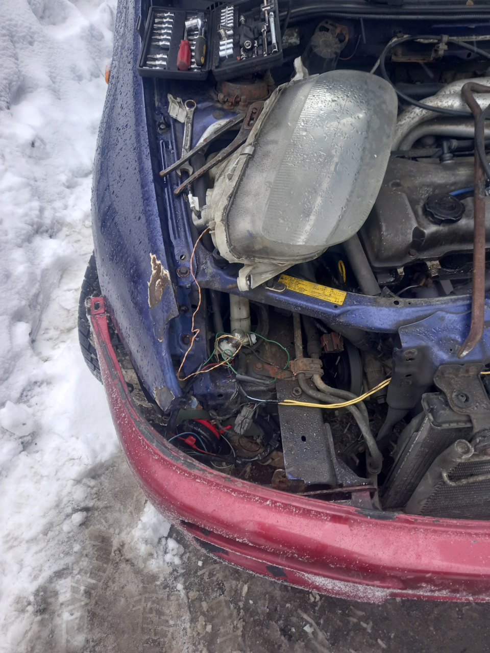 Фото в бортжурнале Mazda 323 V