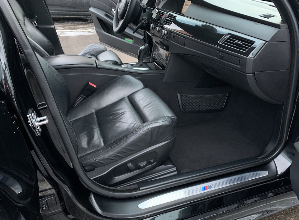 Фото в бортжурнале BMW 5 series (E60)