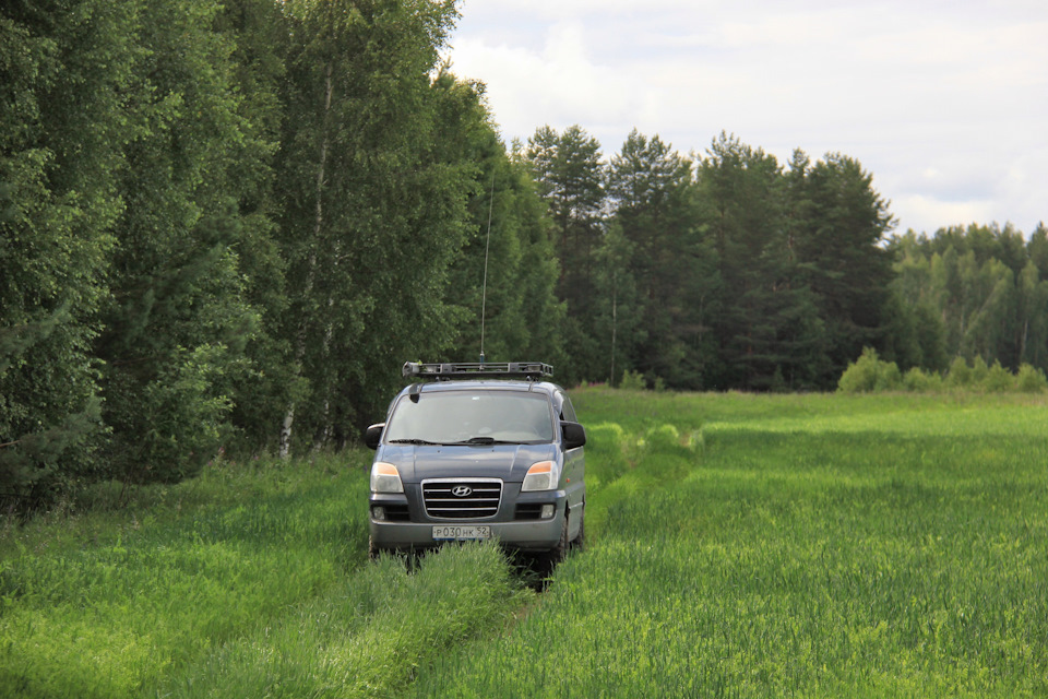 Фото в бортжурнале Hyundai H-1 (1G)