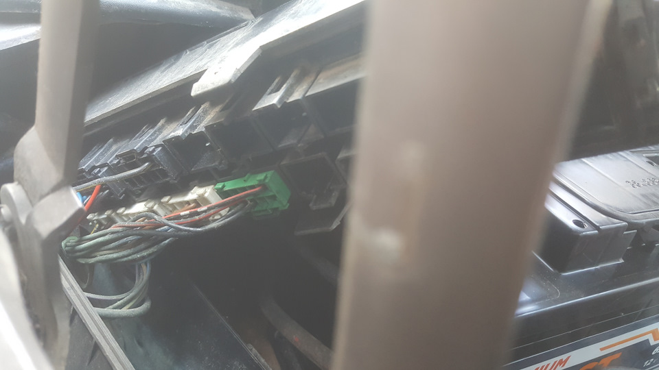 Photo from the logbook Ford Scorpio I