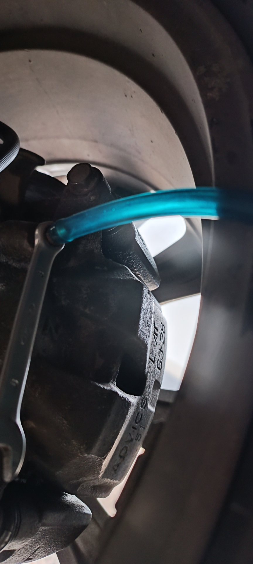 Фото в бортжурнале Toyota RAV4 (IV)