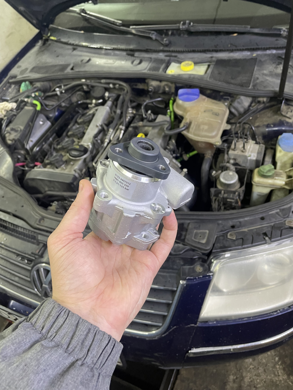 Вот он, красавчик — Volkswagen Passat B5