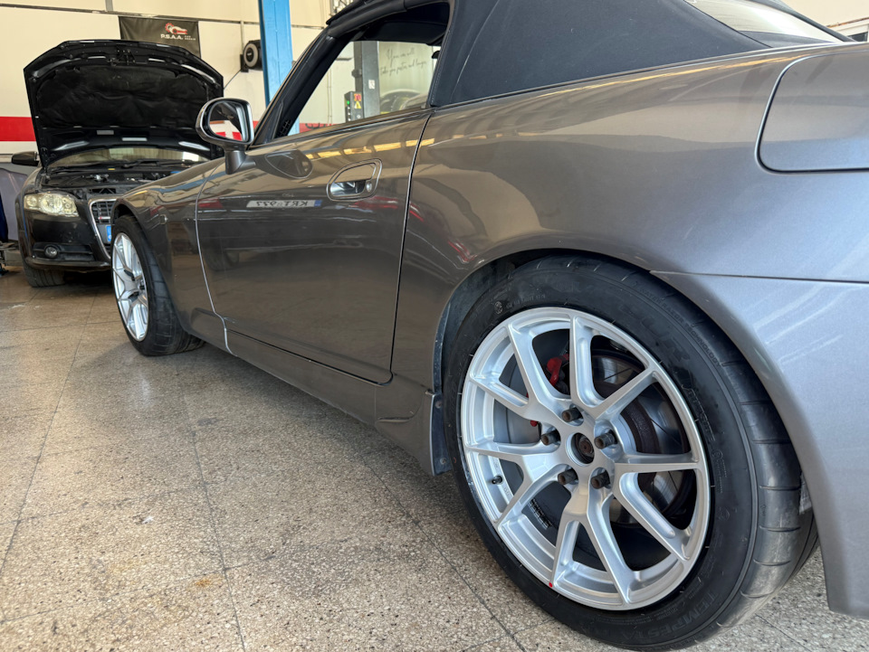 Фото в бортжурнале Honda S2000