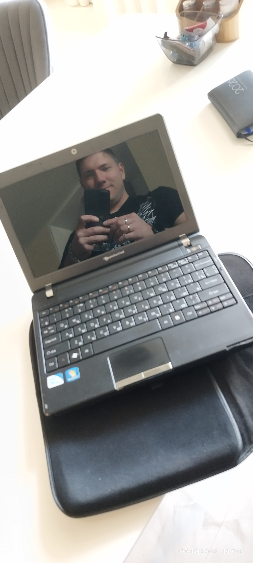 HP, ssd, 8гб оперативки, б/у 7000₽ Нажимать одну кнопку пресетов — вполне себе сойдёт. — Chevrolet Epica