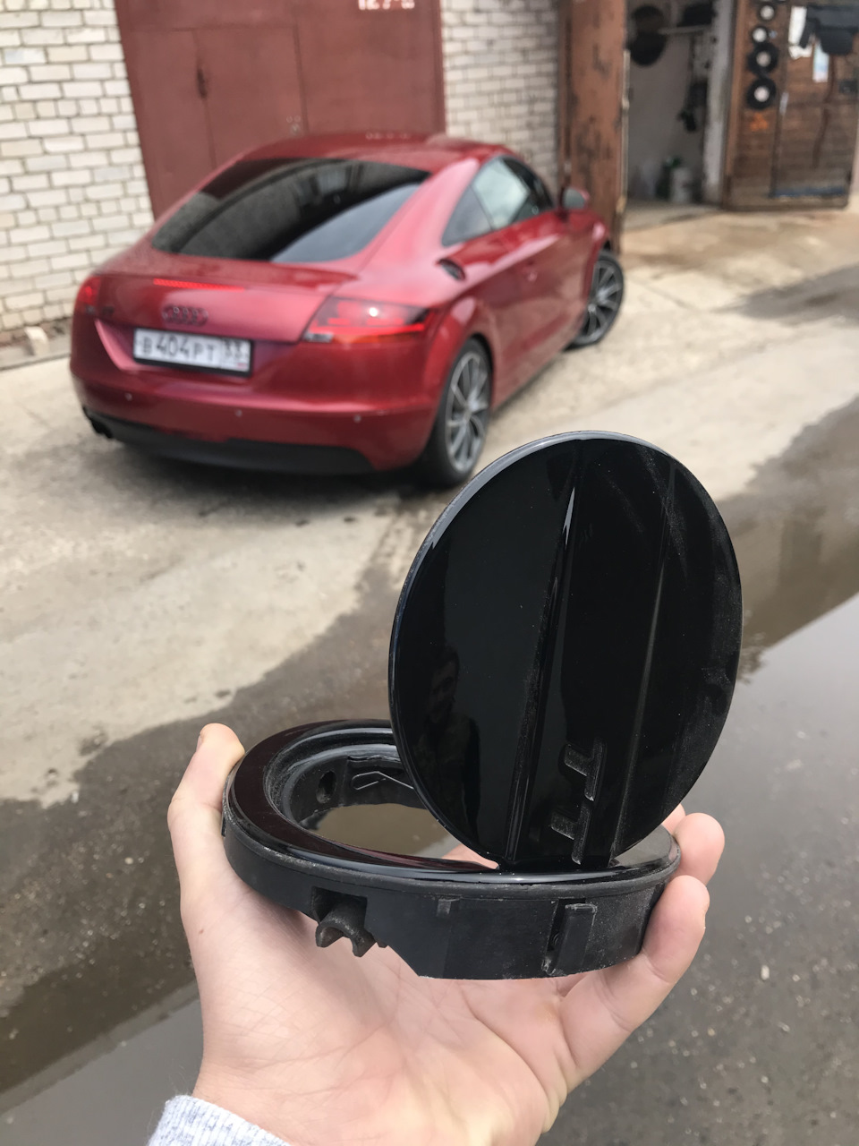 Снимаем лючек — Audi TT (2G)