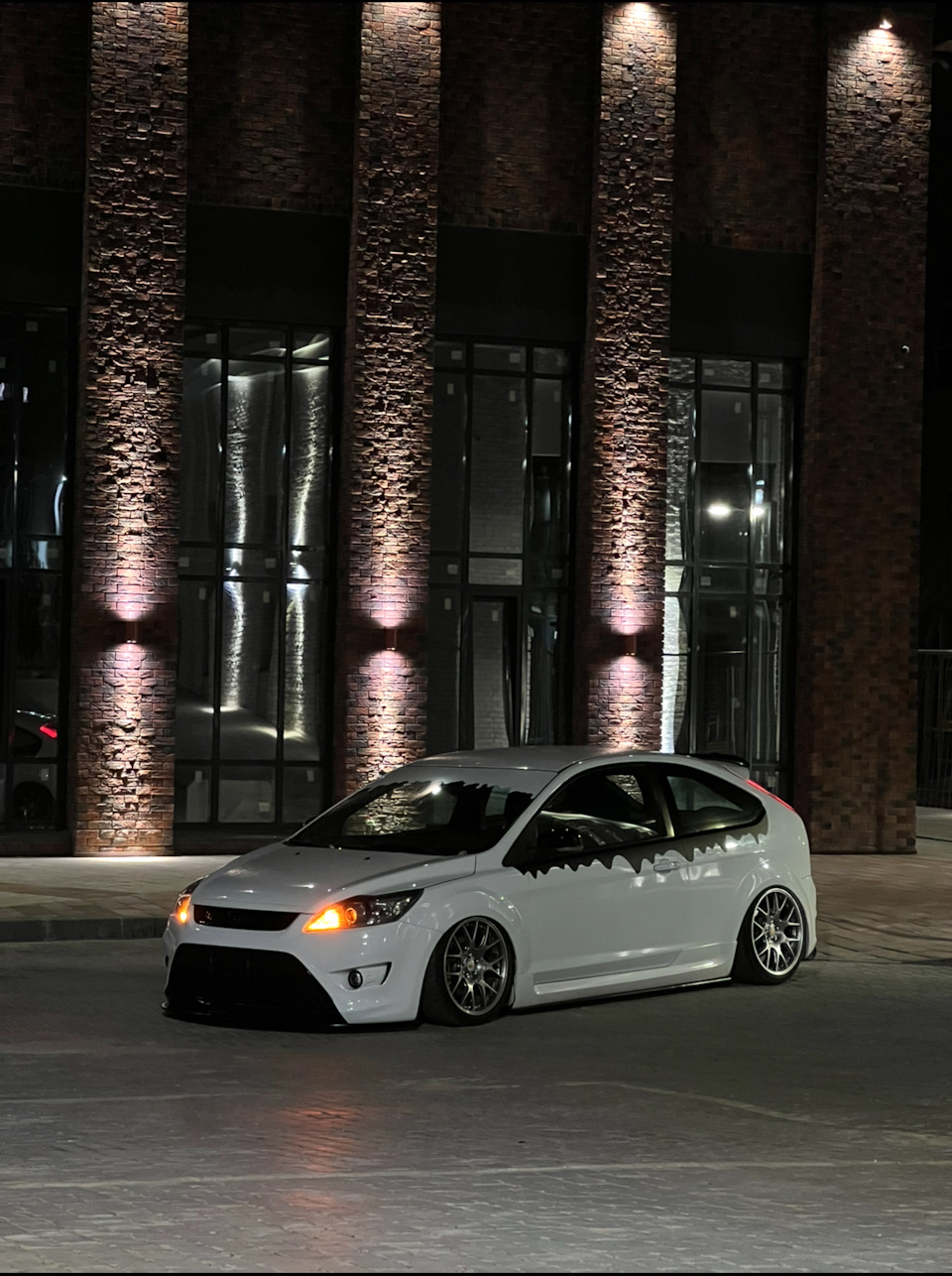 Фото в бортжурнале Ford Focus Hatchback II