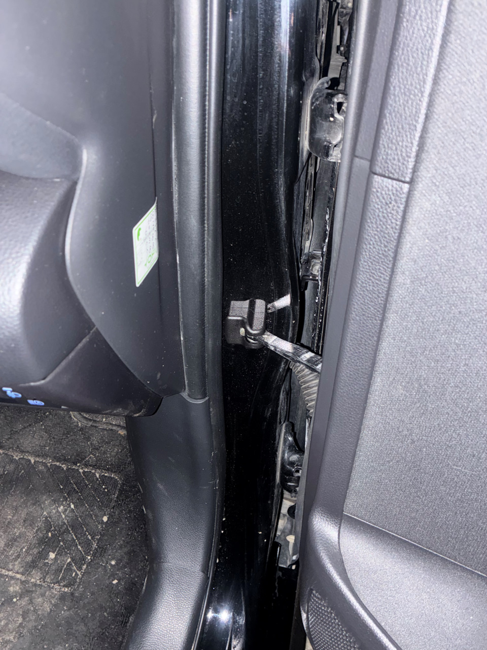 Фото в бортжурнале Toyota Yaris (XP210)