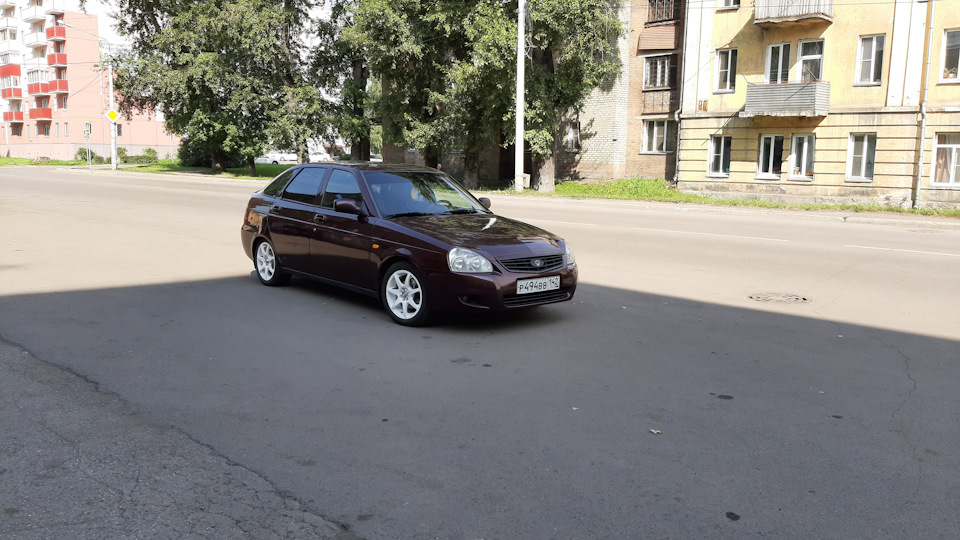 Lada Приора Хэтчбек "494"