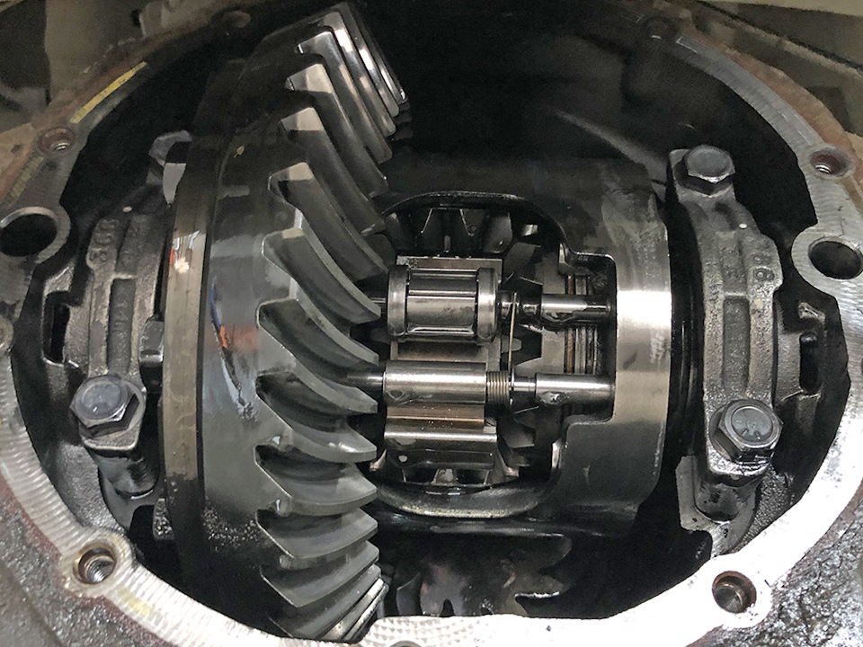 Дифференциал, выглядит как Eaton MLocker g80 — Chevrolet Tahoe (GMT900)