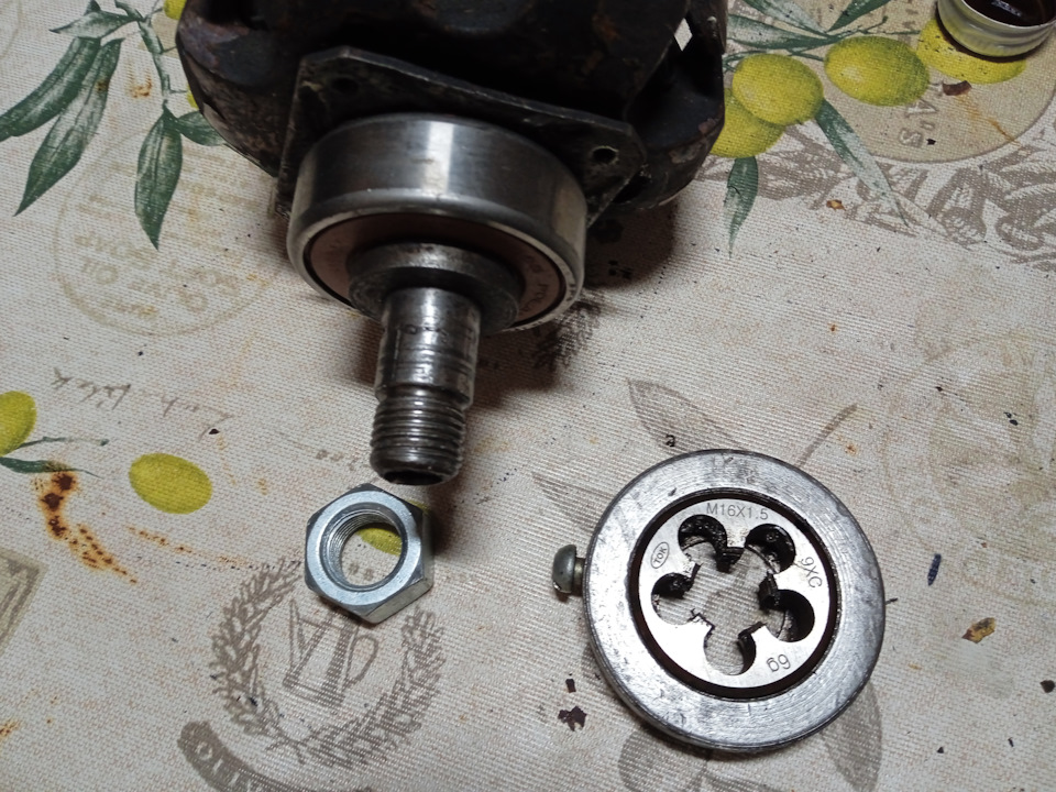 Фото в бортжурнале Audi 100 (C3)