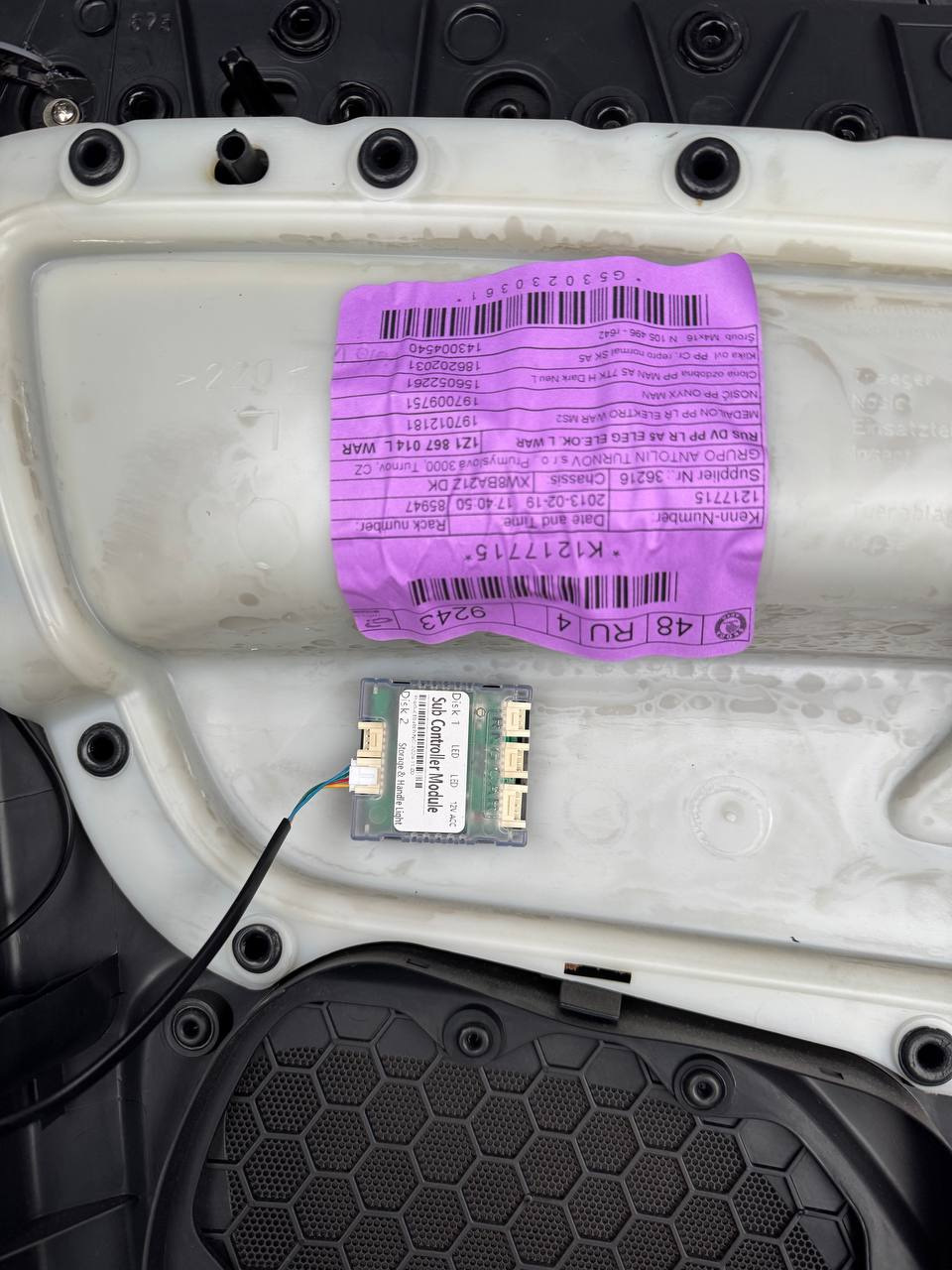 Photo from the logbook Skoda Octavia A5 Mk2. Found on photo: 1Z1867014, 0230361