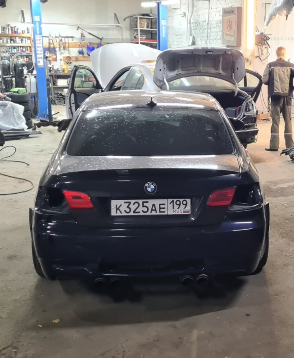 Для понимания, насколько ориг М3 шире. — BMW 3 series Coupe (E92)