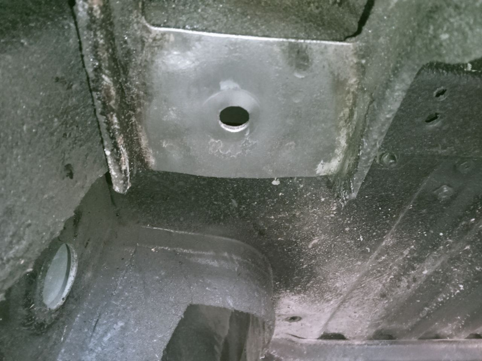 Фото в бортжурнале Nissan Patrol GR I (Y60)