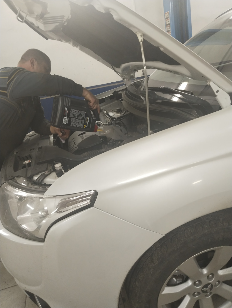Фото в бортжурнале Mitsubishi Outlander (3G)