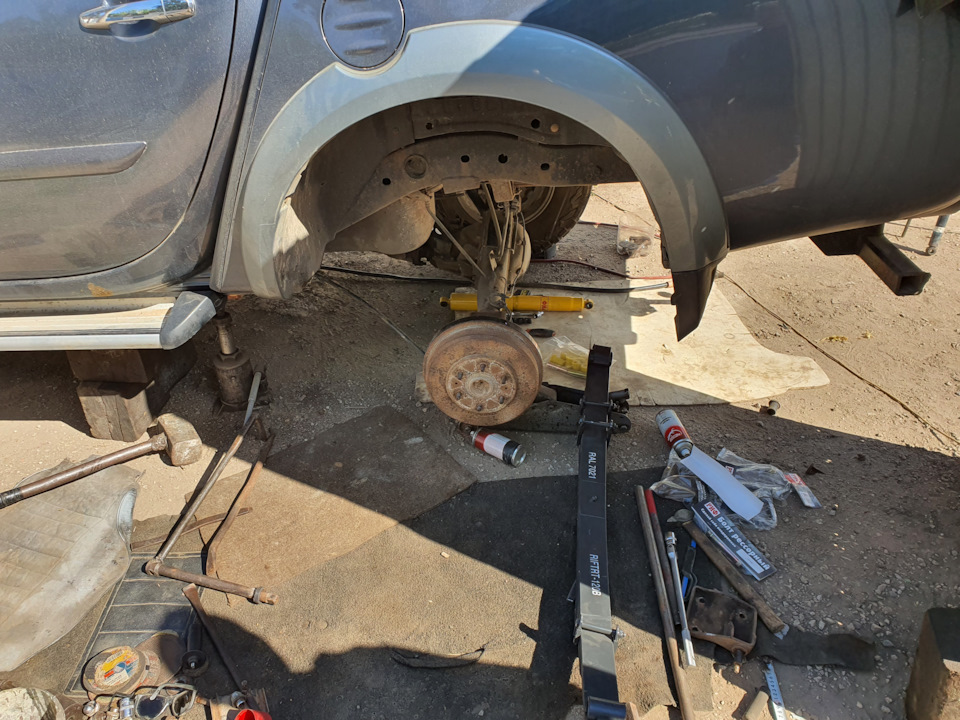 Фото в бортжурнале Mitsubishi L200 (4G)