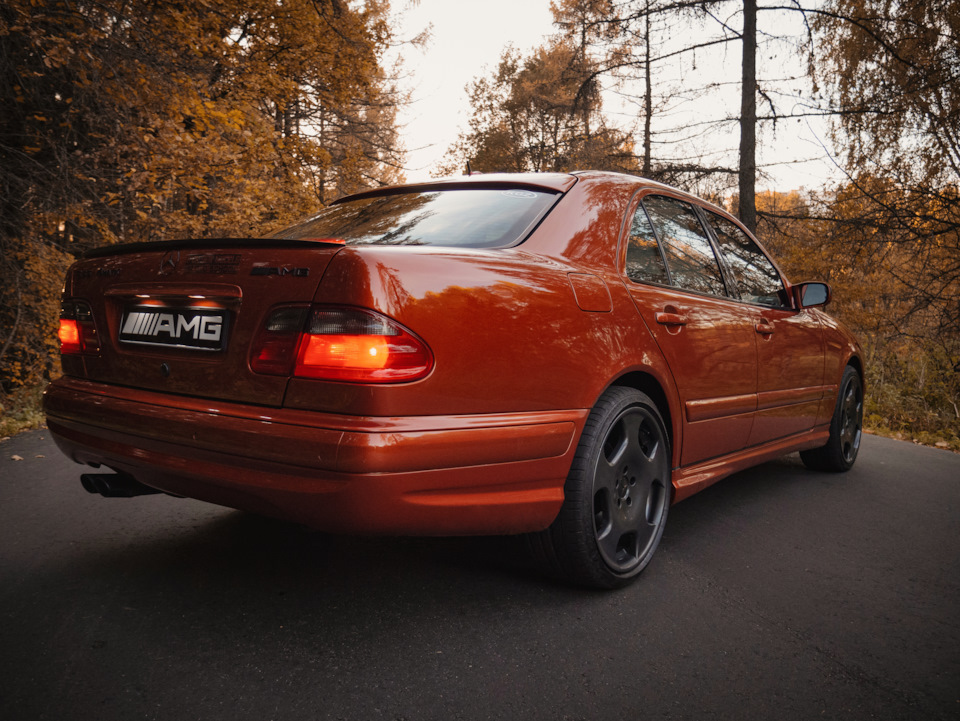 Фото в бортжурнале Mercedes-Benz E-Class (W210)