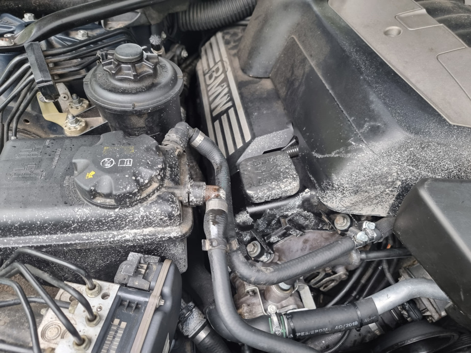 Photo from the logbook BMW 5 series (E60)